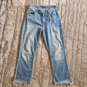 Mother Denim crop step fray wash is Shake Well 26